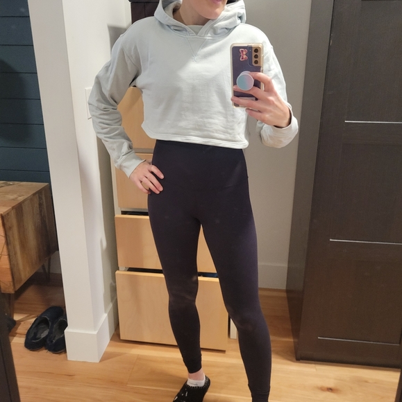 Lululemon all yours cropped hoodie size 6 color =ocean air - Picture 6 of 9